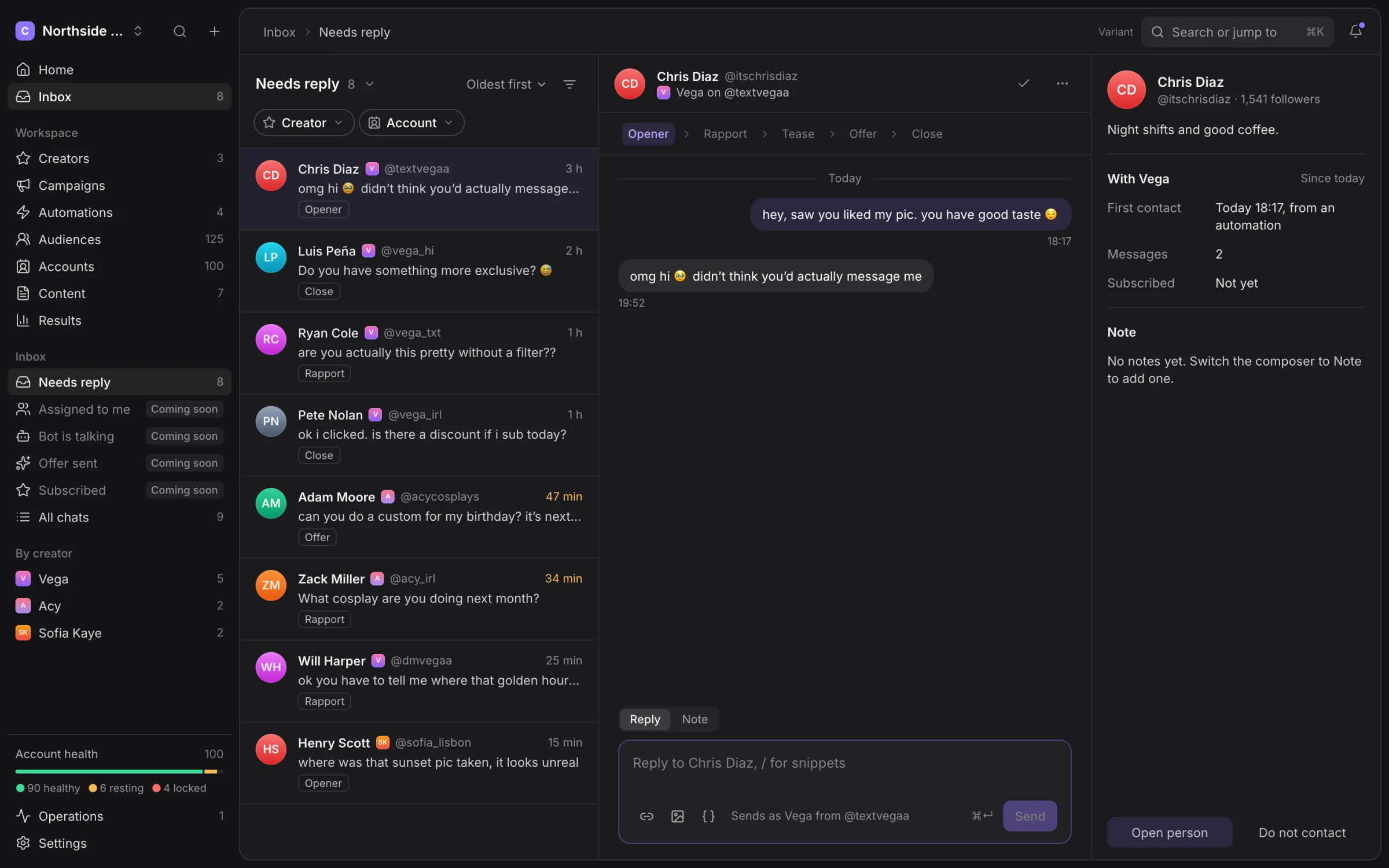 Hydra X inbox: fans waiting for a reply, a conversation and the fan’s details